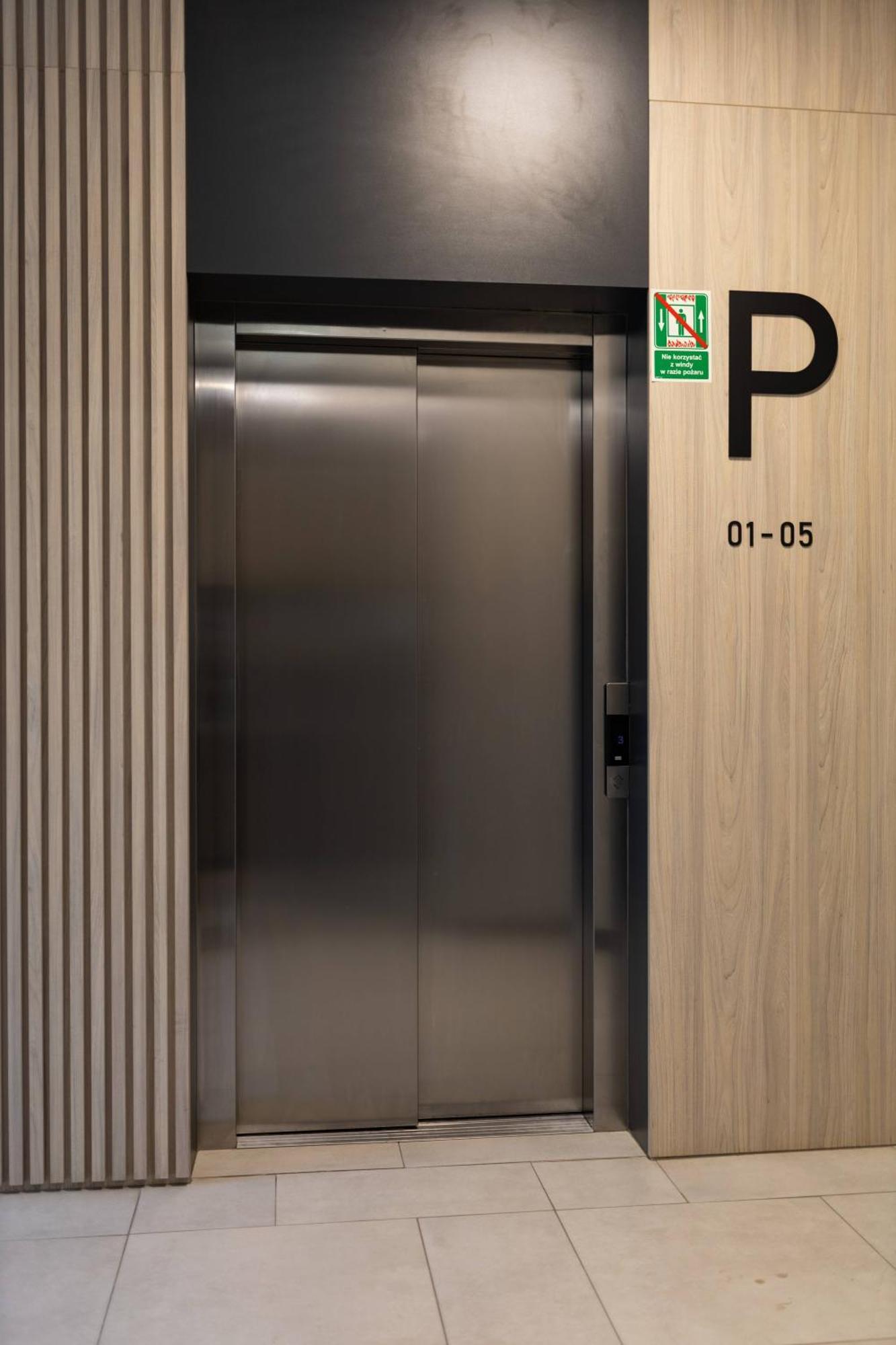 Niedaleko Dworca Od Wroclawapartament-pl Wroclaw